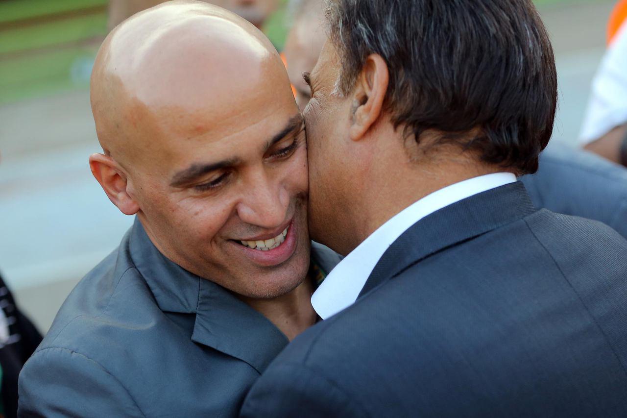 مظلومی زحمت کشید، اکنون پرچم دست منصوریان است مظلومی زحمت کشید، اکنون پرچم دست منصوریان است