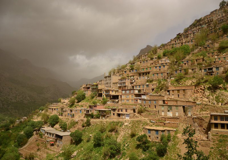 اورامانات نزدیک به هدف گردشگری شده است اورامانات نزدیک به هدف گردشگری شده است