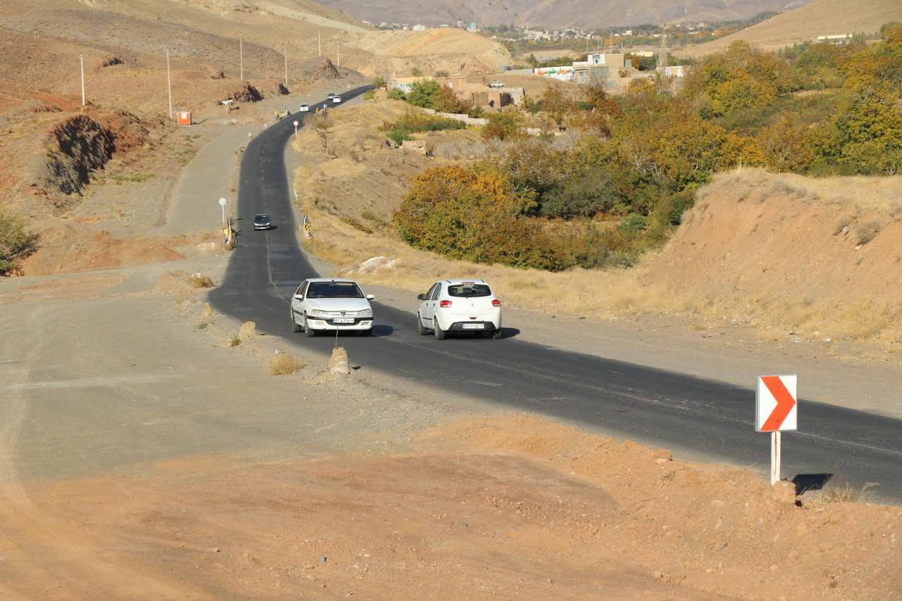 جاده دررود به قدمگاه نیازمند به بهسازی