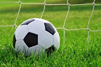 تیم فوتبال صنعت نفت آبادان میهمان تیم سایپا