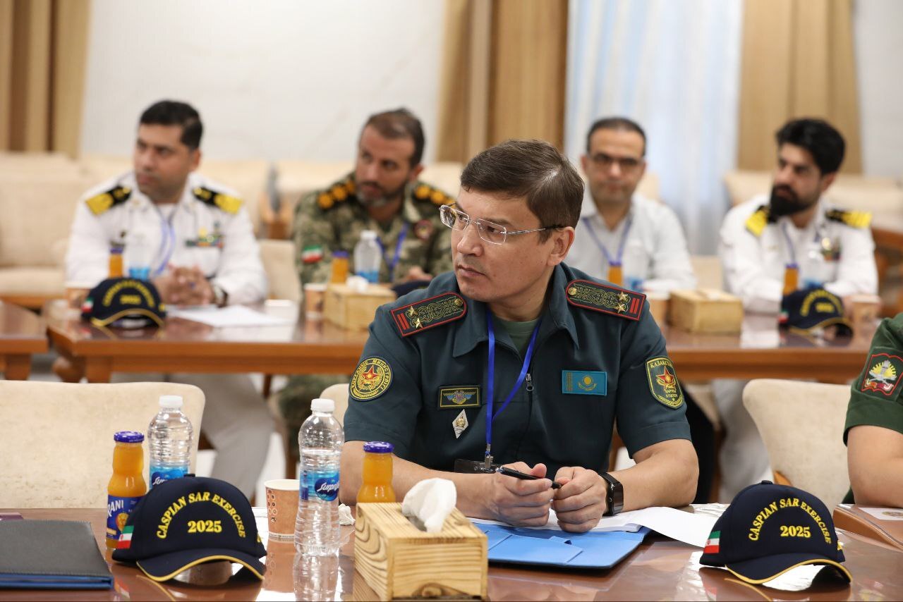 **** شرط اصلی تامین امنیت دریای خزر همکاری نیروهای مسلح حاشیه این دریاست