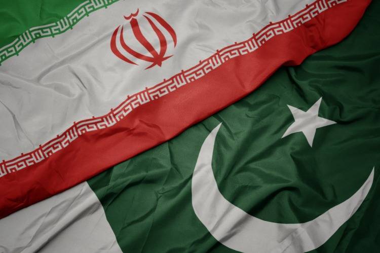 بازگشایی گذرگاه مرزی میان ایران و پاکستان در منطقه «ماشکیل»