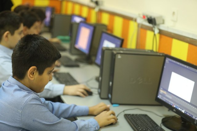 اجرای طرح ملی «ایران دیجیتال» در مدارس استان یزد اجرای طرح ملی «ایران دیجیتال» در مدارس استان یزد