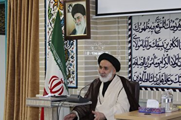 امام جمعه شهرکرد: روحیه استکبارستیزی ملت ایران زنده بماند