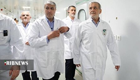 بازدید رئیس جمهور از سازمان انرژی اتمی