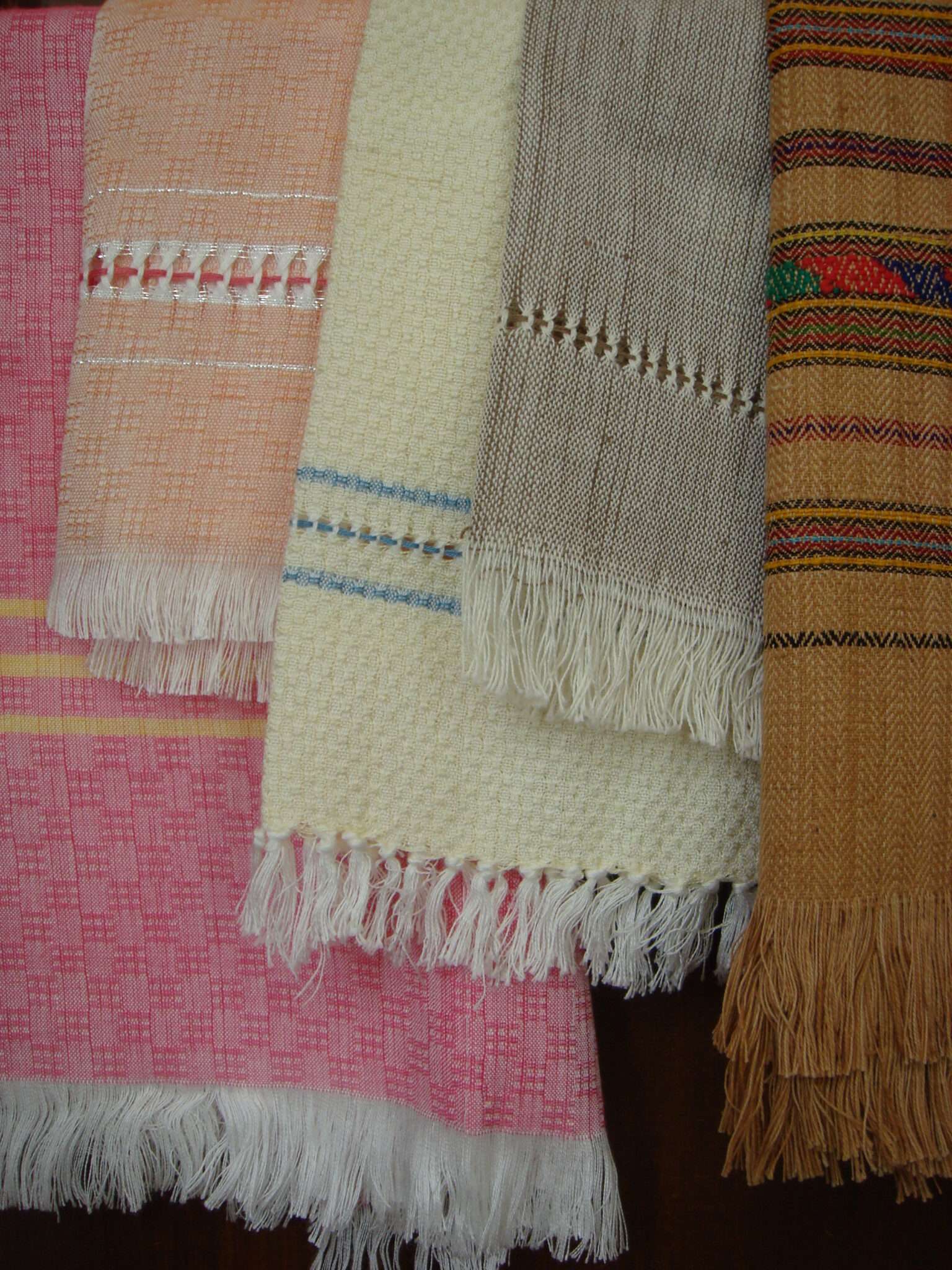 جشنواره ملی صنایعدستی و هنرهای سنتی فجر ، میعادگاه آثار فاخر هنرمندان خراسان جنوبی جشنواره ملی صنایعدستی و هنرهای سنتی فجر ، میعادگاه آثار فاخر هنرمندان خراسان جنوبی