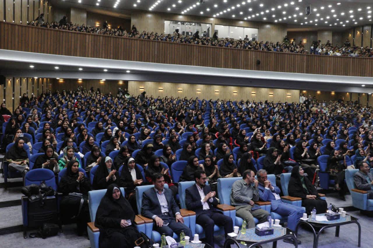 ورود هزار و ۶۰۰ دانشجو جدید به دانشگاه حکیم سبزواری ورود هزار و ۶۰۰ دانشجو جدید به دانشگاه حکیم سبزواری