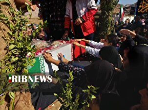 سنگ تمام لرستانی‌ها در استقبال از دو شهید گمنام