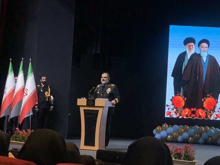 نیروی دریایی سد محکمی در برابر تهدیدات دشمن است